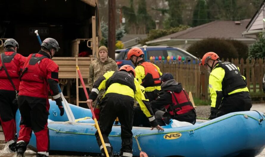 Record Flooding Forces Thousands to Evacuate Across Western and Central Washington